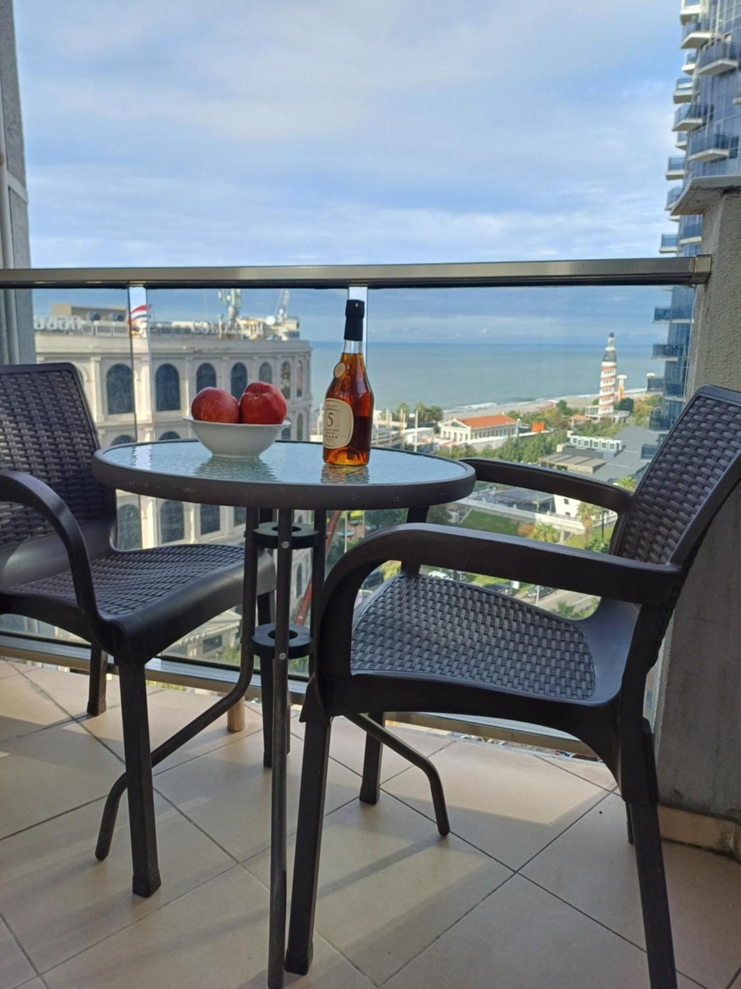 Orbi Sea Towers Batumi On Khimshiashvili 15 Kültér fotó